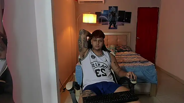 Jake simons online show from December 7, 5:48 am