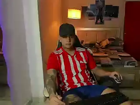 Jake simons online show from February 15, 10:10 pm