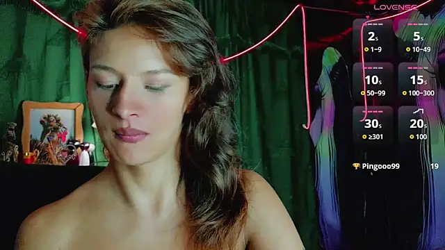 Summer XO online show from February 12, 11:44 pm