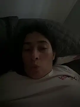 andreaisis2 online show from April 17, 12:08 pm