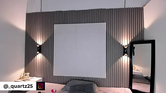Snapshot of Zafiiraa chatting on April 18, 3:43 am Zafiiraa online show from April 18, 3:43 am