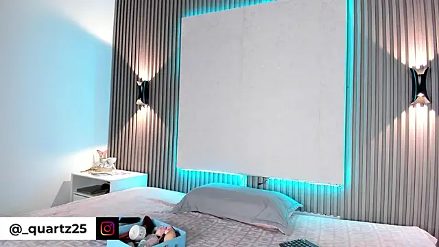 Snapshot of Zafiiraa chatting on April 23, 3:52 am Zafiiraa online show from April 23, 3:52 am