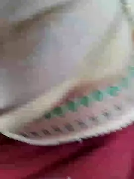 Snapshot of Indian_desi_wife chatting on December 12, 2:04 am Indian desi wife online show from December 12, 2:04 am