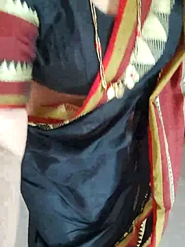 Snapshot of Indian_desi_wife chatting on February 20, 2:51 am Indian desi wife online show from February 20, 2:51 am