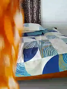 Snapshot of Indian_desi_wife chatting on March 14, 7:44 pm Indian desi wife online show from March 14, 7:44 pm