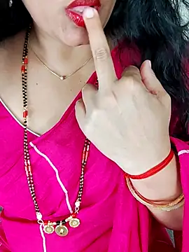 Snapshot of Indian_desi_wife chatting on May 31, 2:20 am Indian desi wife online show from May 31, 2:20 am
