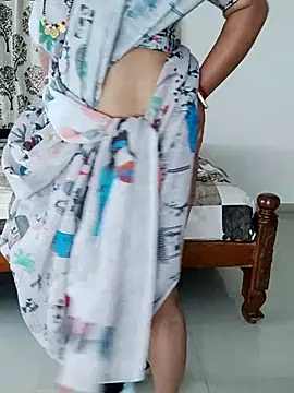 Snapshot of Indian_desi_wife chatting on June 11, 2:22 am Indian desi wife online show from June 11, 2:22 am