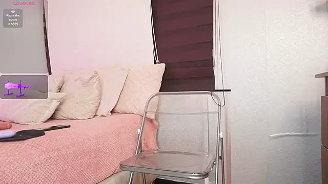 Alexxandra 12 online show from October 16, 8:48 am