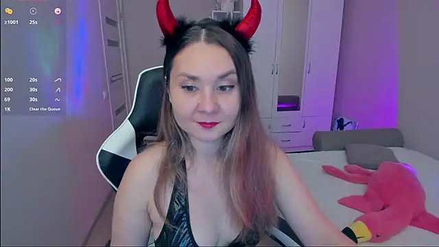 Snapshot of Devil_Mixi chatting on October 31, 1:56 pm Devil Mixi online show from October 31, 1:56 pm