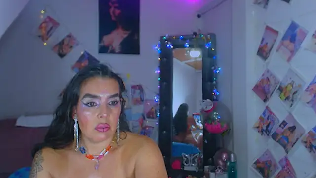 sweet vanessa 22 online show from March 8, 2:04 am