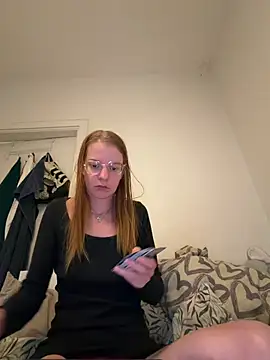 Snapshot of jannis1992 chatting on April 28, 4:17 am jannis1992 online show from April 28, 4:17 am