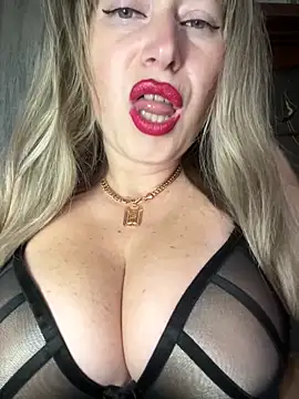 Kittenforyou online show from February 20, 1:11 pm