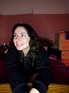 Snapshot of Moxxxie chatting on February 19, 8:43 am Moxxxie online show from February 19, 8:43 am