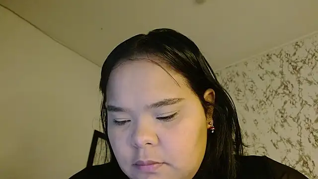 Snapshot of sexychubby___ chatting on October 14, 12:28 pm sexychubby    online show from October 14, 12:28 pm