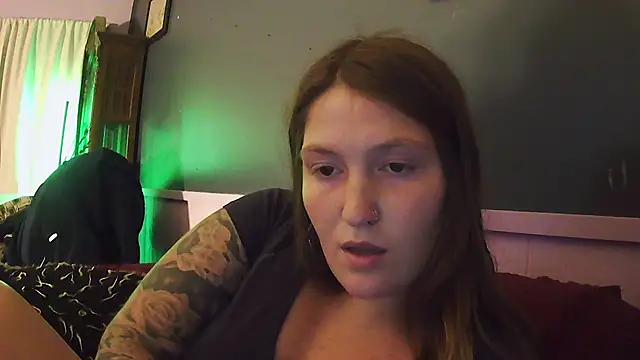 Snapshot of Angelk43 chatting on July 19, 2:37 am Angelk43 online show from July 19, 2:37 am