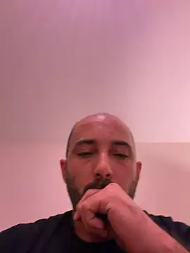Snapshot of Abbymanxoxo chatting on March 24, 8:14 pm Abbymanxoxo online show from March 24, 8:14 pm