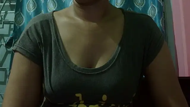 Snapshot of AVNI09- chatting on April 4, 2:14 pm AVNI09- online show from April 4, 2:14 pm