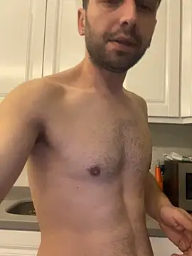 Snapshot of Emre-34 chatting on April 5, 7:55 pm Emre-34 online show from April 5, 7:55 pm