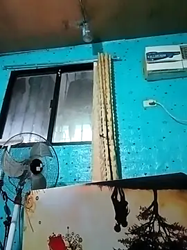 Snapshot of yummyclits4uxxx chatting on February 13, 11:26 pm yummyclits4uxxx online show from February 13, 11:26 pm