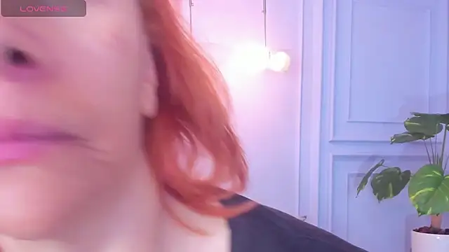 cintiagreyx online show from March 11, 11:38 am