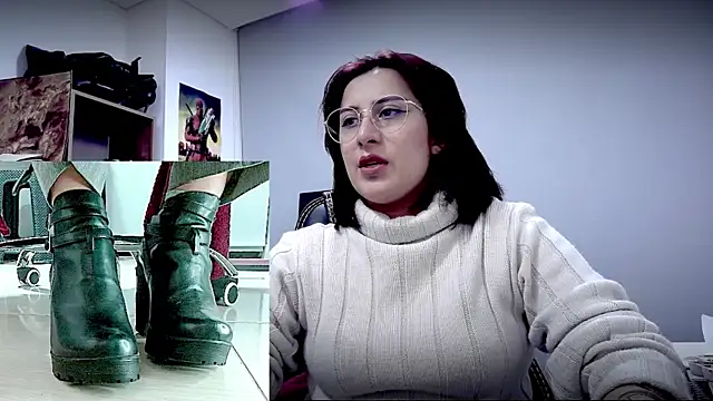 Scarlett Sen online show from April 10, 1:27 pm