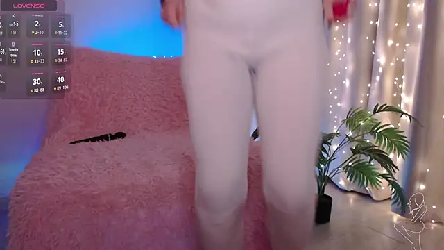 Zeeeme online show from April 18, 7:58 pm