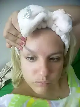 Snapshot of shaynarg chatting on March 6, 6:08 am shaynarg online show from March 6, 6:08 am