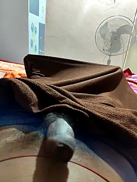 Snapshot of khilkhiladi chatting on October 28, 9:24 am khilkhiladi online show from October 28, 9:24 am