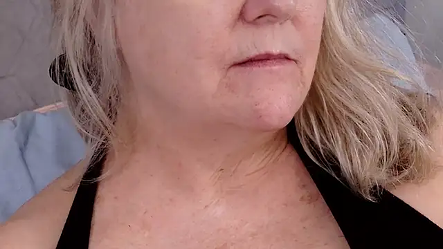 Kaitlyn Winters online show from February 4, 7:31 pm