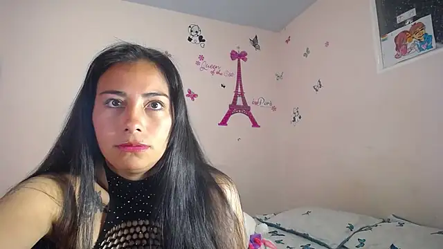 Snapshot of hanna_girl21 chatting on April 25, 2:03 pm hanna girl21 online show from April 25, 2:03 pm