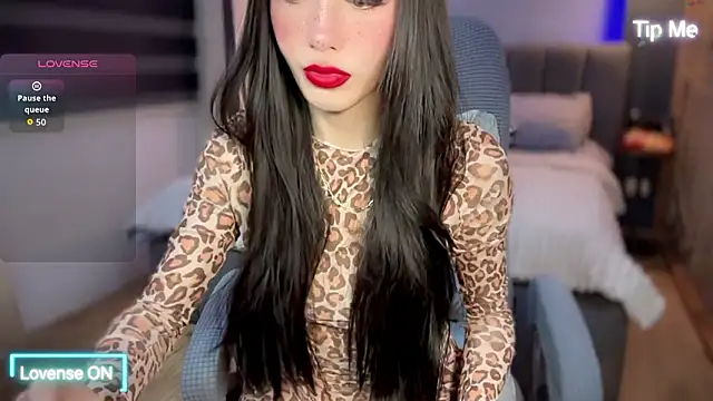 UrdreamTSgirl online show from February 1, 12:37 pm