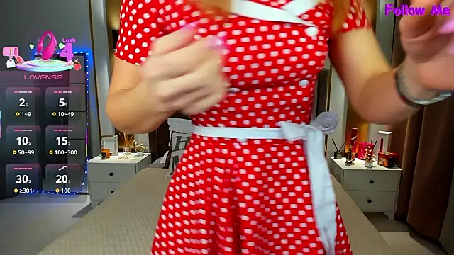 Snapshot of annasimonsj chatting on February 1, 12:53 am annasimonsj online show from February 1, 12:53 am