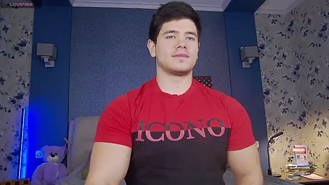 Snapshot of Arilas_ chatting on December 7, 7:38 am Arilas  online show from December 7, 7:38 am