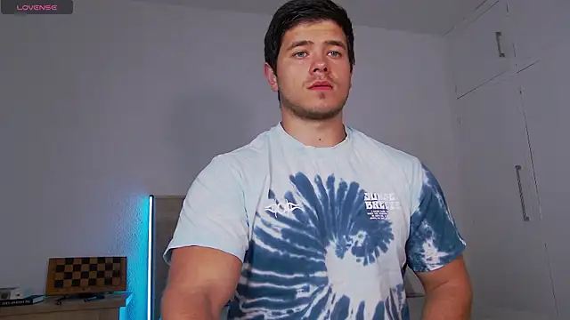 Arilas  online show from March 28, 7:30 am