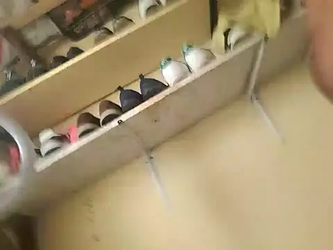 vannycov online show from February 17, 7:27 am