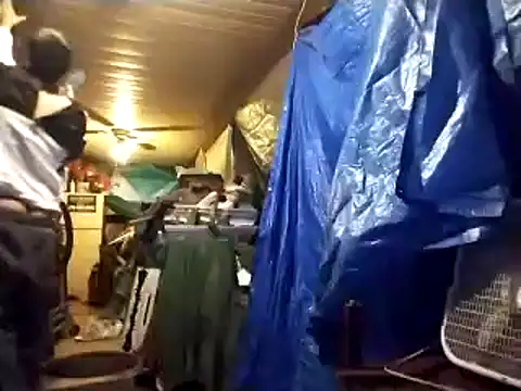 Snapshot of zack111g chatting on January 15, 1:12 am zack111g online show from January 15, 1:12 am