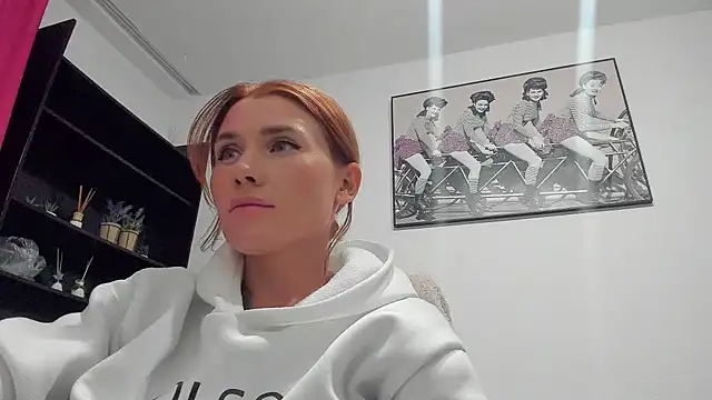 Snapshot of Cameron_diazz chatting on September 28, 6:35 pm Cameron diazz online show from September 28, 6:35 pm