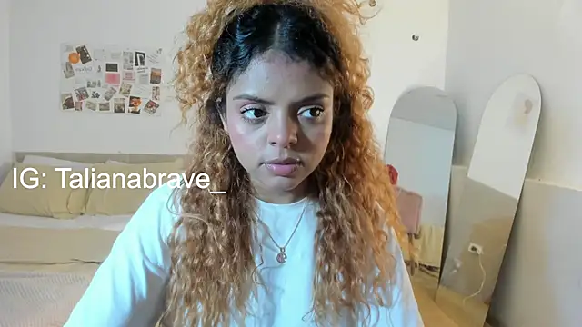 ValienteGirl  online show from October 31, 2:56 am