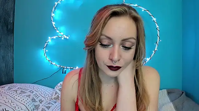 YourVenus00 online show from February 6, 11:21 am