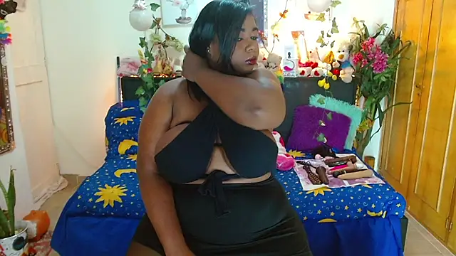 Snapshot of anai_valentinex chatting on December 19, 3:08 pm anai valentinex online show from December 19, 3:08 pm