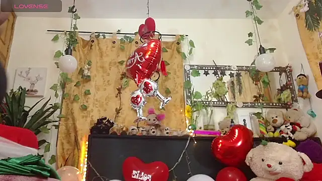 Snapshot of anai_valentinex chatting on February 17, 8:15 pm anai valentinex online show from February 17, 8:15 pm