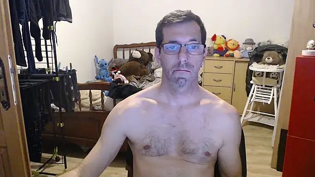 Snapshot of steph19x5 chatting on February 7, 8:34 pm steph19x5 online show from February 7, 8:34 pm