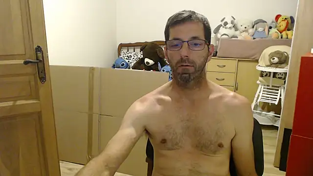 Snapshot of steph19x5 chatting on May 27, 4:04 pm steph19x5 online show from May 27, 4:04 pm