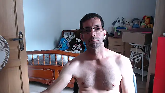 Snapshot of steph19x5 chatting on May 31, 3:08 pm steph19x5 online show from May 31, 3:08 pm