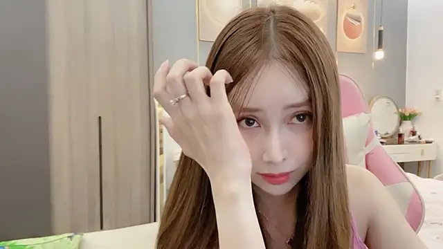 ANNA102 online show from January 6, 3:29 pm