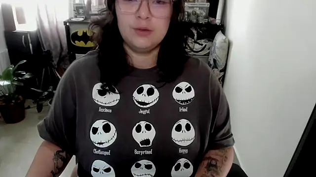 Snapshot of aika-dreams chatting on April 25, 1:41 pm aika-dreams online show from April 25, 1:41 pm