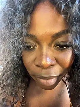 karinacortes online show from April 6, 4:52 pm