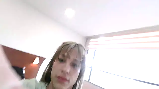 Snapshot of stormytt_ chatting on April 19, 9:28 pm stormytt online show from April 19, 9:28 pm