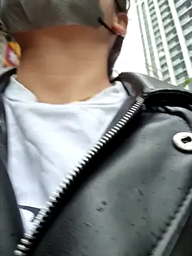 Snapshot of HinaLovely chatting on January 2, 7:01 am HinaLovely online show from January 2, 7:01 am