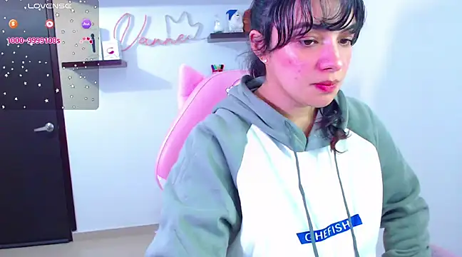 Vannessa  Shy online show from March 11, 9:59 pm